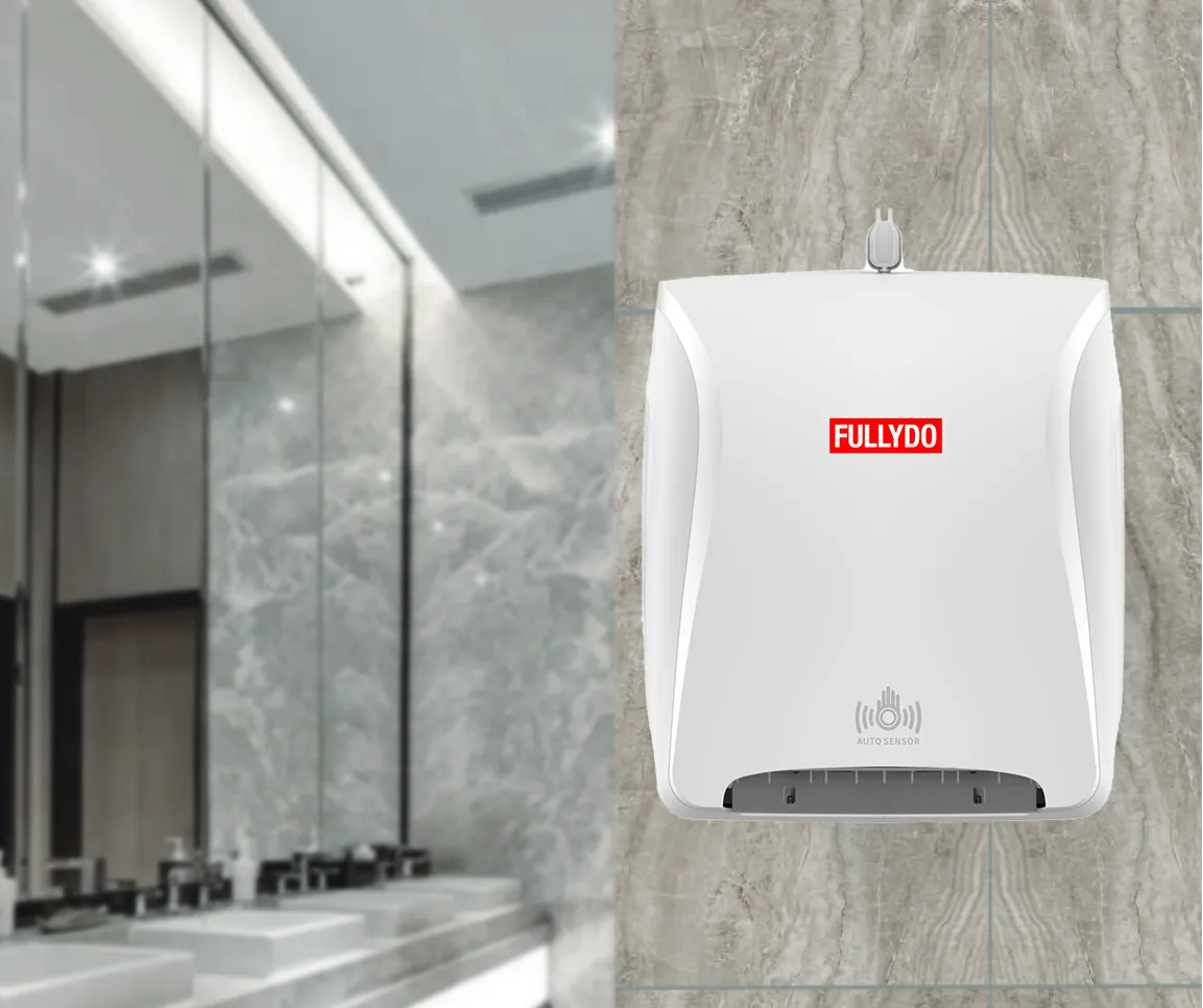 Large roll hand towel with German Design Award