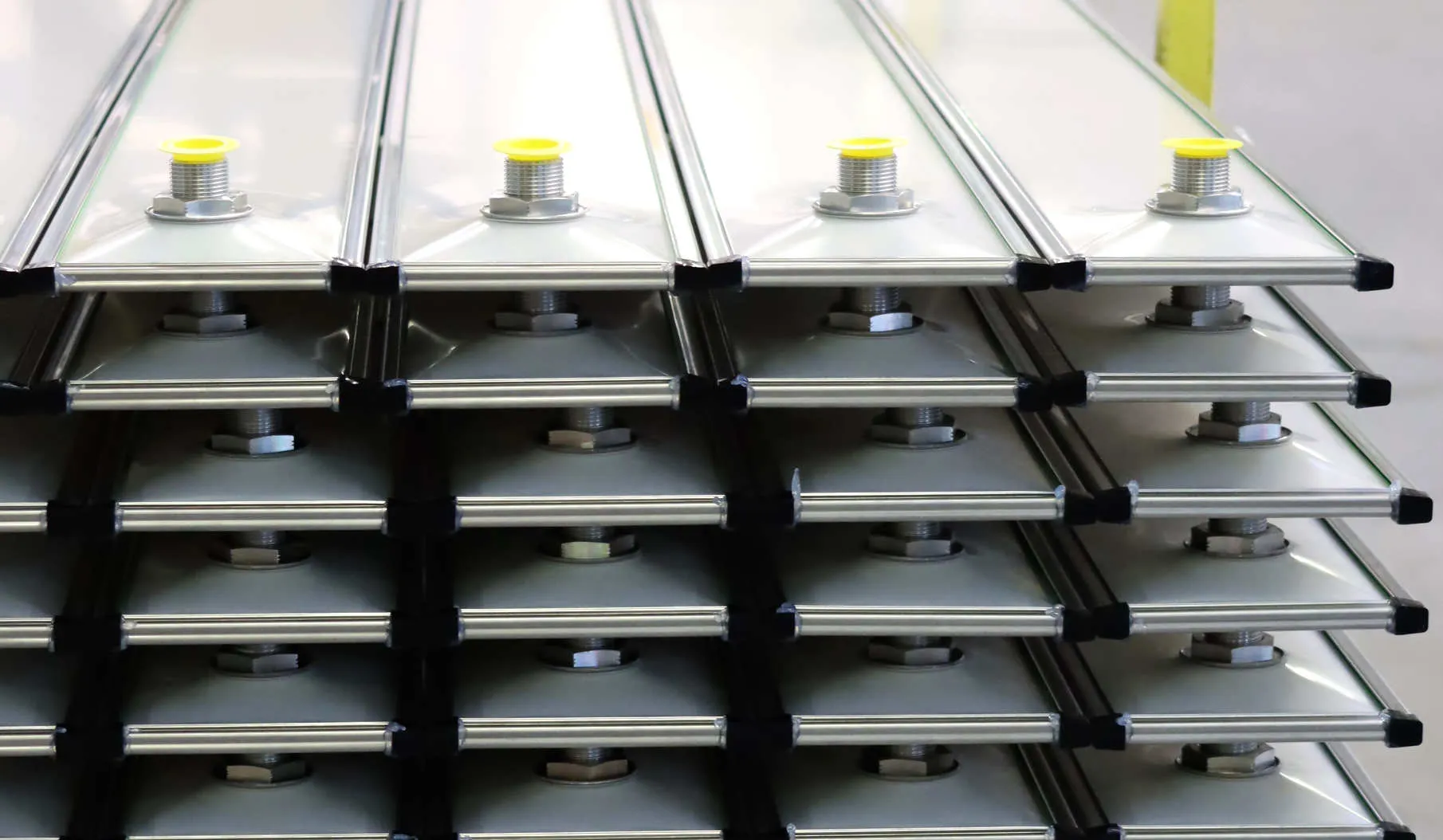 AEROSTRIP Type T Stack